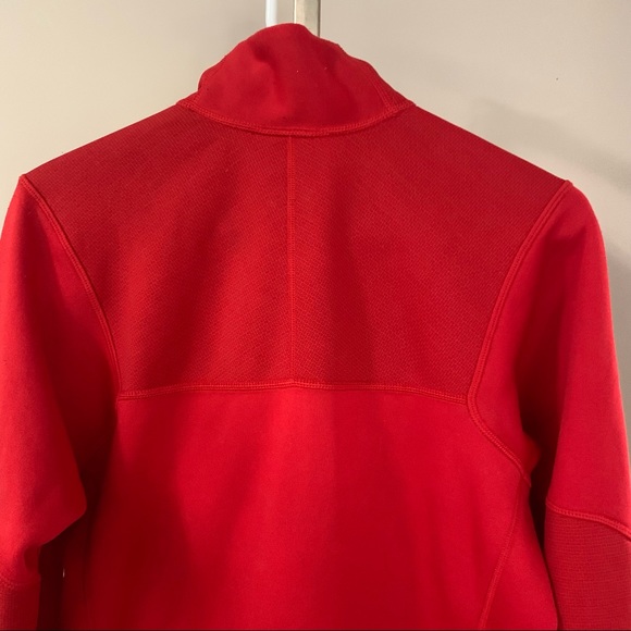 PATAGONIA Light Jacket - Picture 3 of 8